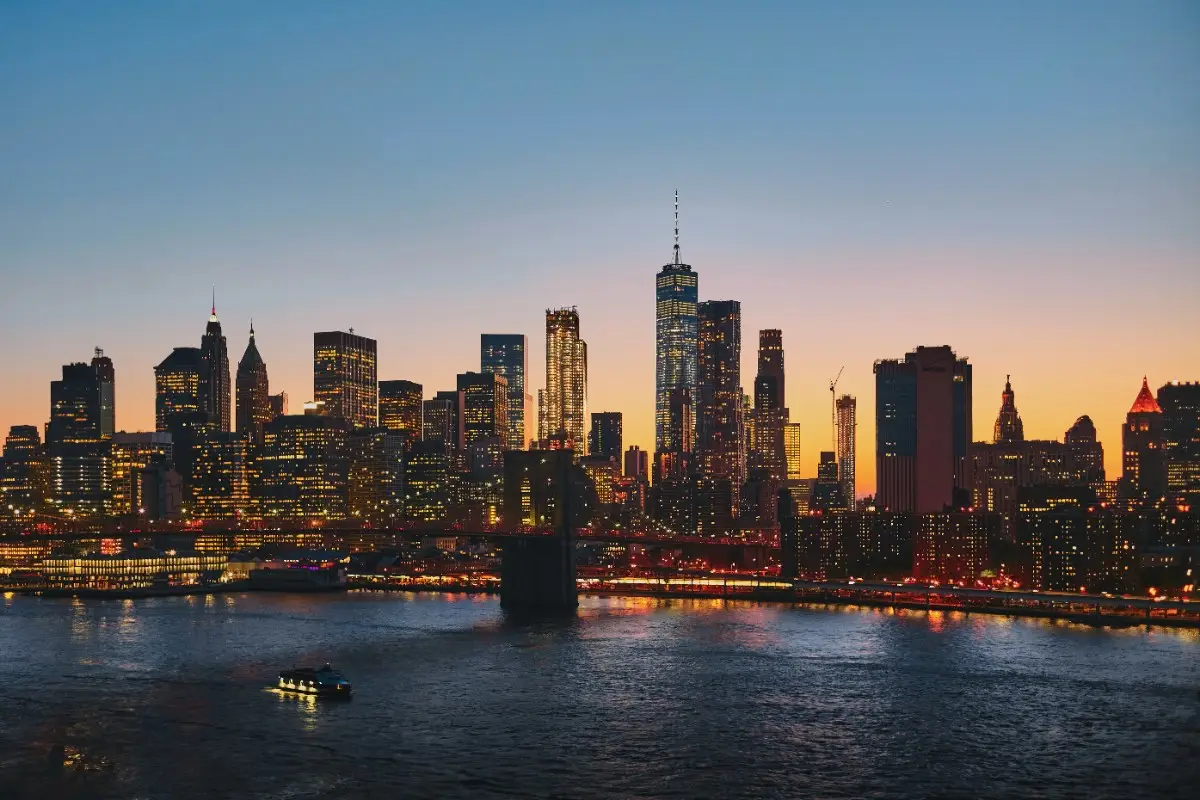 Expedia last minute hotel deals New York